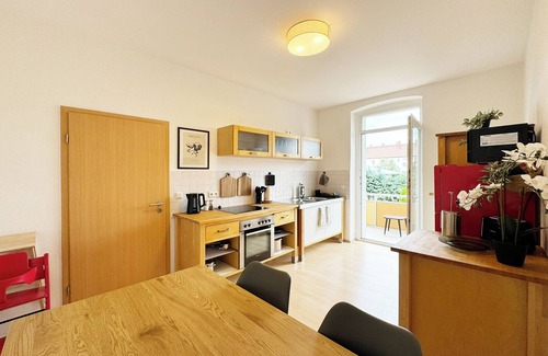 Schonebeck Apartment | NEU: Morgensonne: 55m² 2-Zimmer Wohnung in Schönebeck für bis zu 4 Gäste
