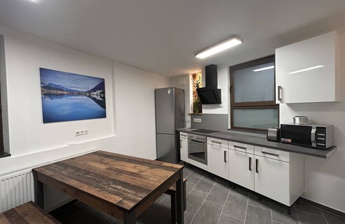 Stuttgart Apartment | Neu Renovierte 5 Zimmerwohnung im Allgäustyle. Zentral Gelegen
