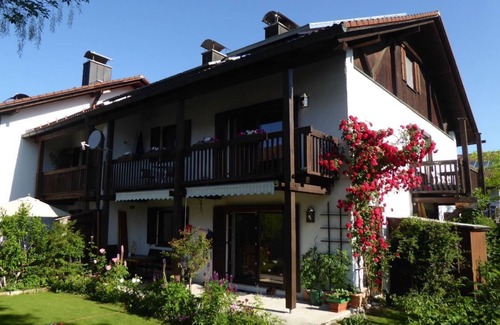 Waakirchen Apartment | Neue Ferienwohnung zw. Bad Tölz und Tegernsee bis 4 Personen