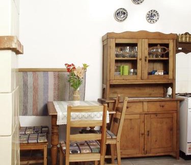Bator House | Nevenincs Vendégház