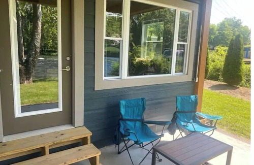 Elizabethton Cabin | New! 1BR on Watauga River near Watauga Lake
