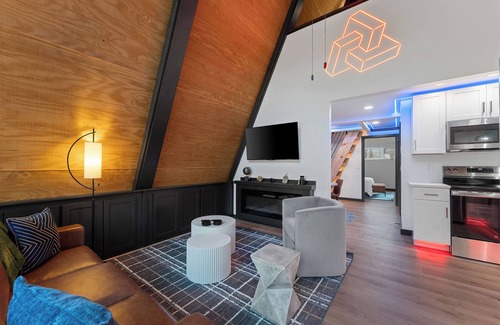 Omaha Cabin | NEW! 2-bedroom A-frame Cabin with Sauna, Hot Tub, & Creekfront