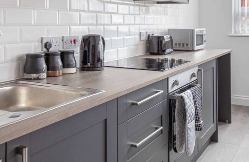 Blackpool Town Center Apartment | New 2 Bedroom Apt, close to Winter Gardens. Apt 2