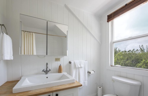 Rock Sound House | New 2-Bedroom Apt. In-Town Location, Walk to Stores, Restaurants