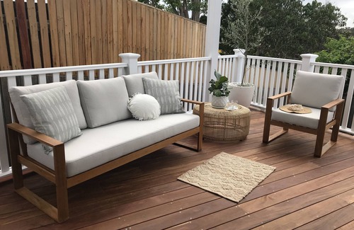 Coffs Harbour Cottage | New 2 Bedroom Hamptons style Cottage, close to beaches, cafes and city centre.