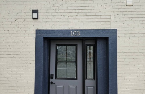Maryville Apartment | New 2 BR in Prime Location (103)