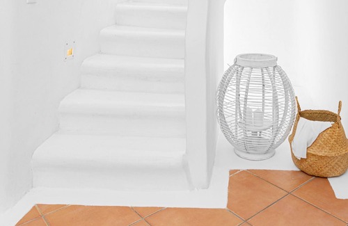 Ano Mera House | New 2-Villa Complex With Amazing Views of Divouno & Kalafati Beach & Aegean Sea