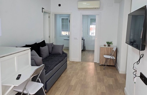 Leganes Apartment | New 20 minutes from the center of Madrid