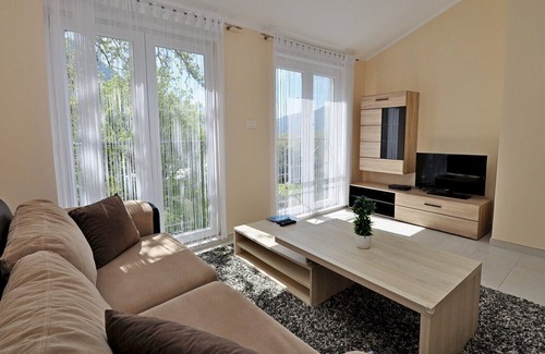 Orahovac Apartment | New 2bd Apt Tamara with sea view