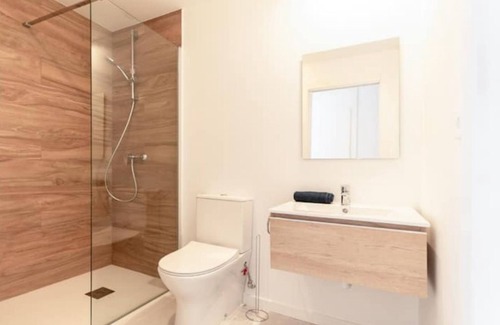 Figueretas Apartment | NEW 3/2 across from the Beach!