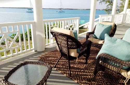 Black Point Villa | New 3-bed oceanview villa, Black Point, Exuma near Staniel, AC, Wifi boat access