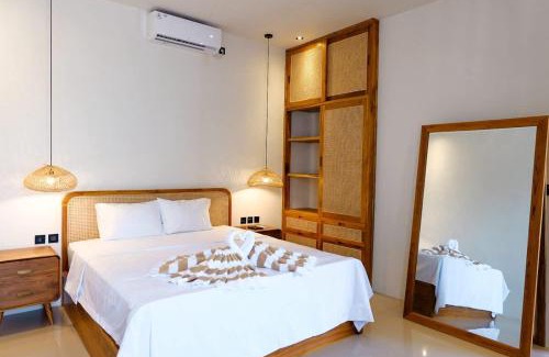 Kuta House | NEW 3 Bed Villa in Kuta with Pool, Terrace & Day Bed