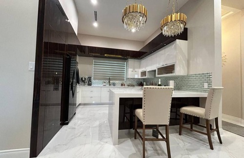 San Juan House | New 3-Queen bd home 15 min. from McAllen Airport & La Plaza Mall