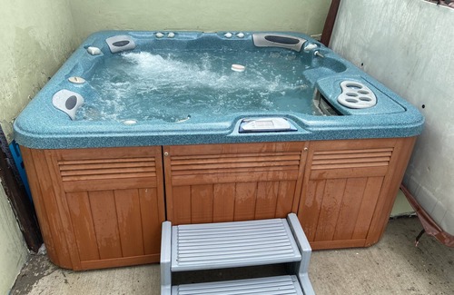 Rosarito House | New 3BR 2Bath Home, one block to Papa's & Beer and one block to the beach.