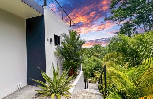 Quepos House | New 3BR Home with Amazing Sunset View in Quepos