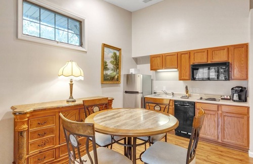 Nashville Condo | NEW! 3rd Floor Back Side Corner Penthouse Suite - 305 by Grand Wood Suites