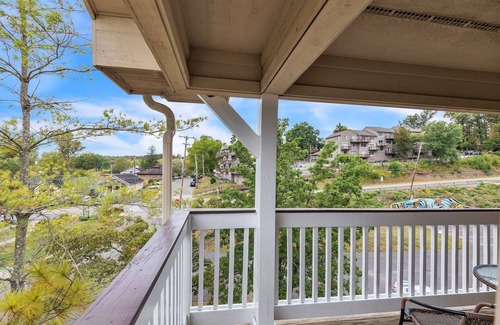 Nashville Condo | NEW! 3rd Floor Front Side Corner Penthouse Suite - 301 by Grand Wood Suites