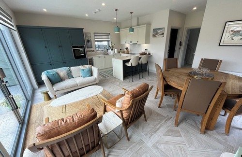Portstewart House | New 4-bed house in Portstewart, 11 min Royal Portrush, available for Open 2025