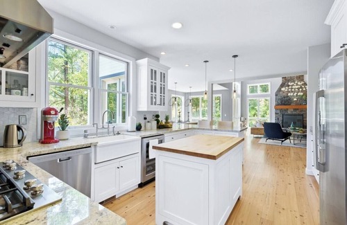 Calistoga House | New! 4bd Pool & Spa property Walkable to Downtown