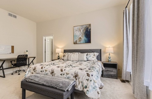 Parker House | New 4BR/3BA House in Parker
