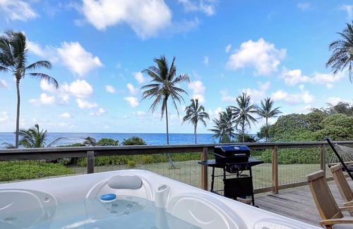 Anahola House | NEW 4BR Oceanfront Home with Hot Tub & Theatre