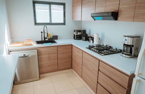 Oranjestad House | New 6 min from the beach 3BR 2BA House - Family sizes with Pool