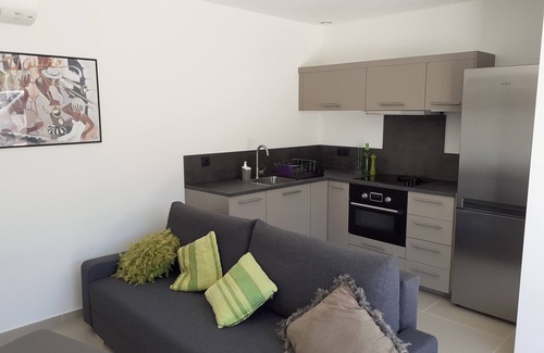 Bastelicaccia Apartment | New, air-conditioned T2 35m2 just outside Ajaccio DISPO from September 28