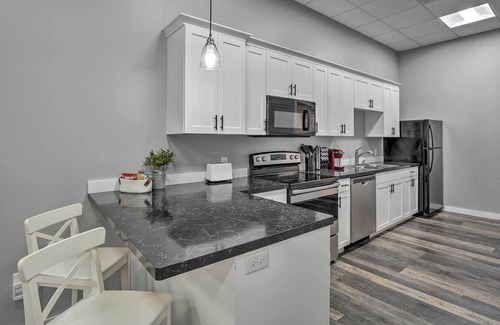 Albert Lea Apartment | NEW! Albert Lea Apartment: Walk to Fountain Lake!