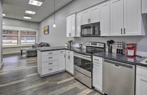 Albert Lea Apartment | NEW! Albert Lea Apartment: Walk to Fountain Lake!