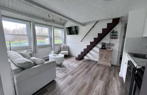 Conneaut Lake Ski Chalet | *NEW ALL 6 Chalets by the Lake - Conneaut Lake, PA