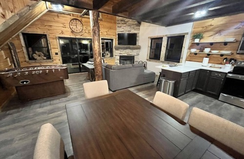 Hallsville Cabin | New Amish built cabin opening up March 14, 2025 near Hocking Hills/Tar Hollow St.Forest