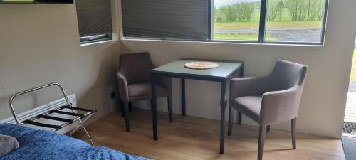 Hrifunesvegur Apartment | New and well furnished studio apartment for two 30 km from Kirkjubæjarklaustur Perfect place to stay at right between Black beach and Jökulsárlón