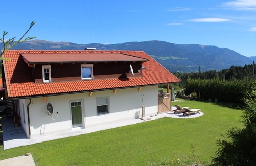Stockenboi Apartment | new apartment for 4 people of high standard with a view of the mountains