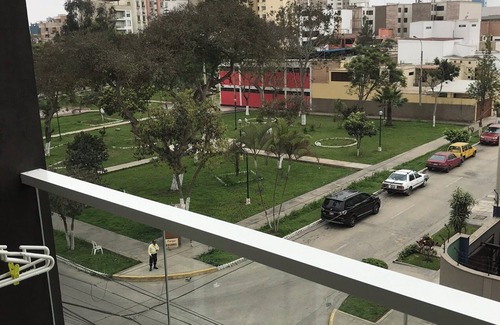 Pueblo Libre Apartment | New Apartment In Pueblo Libre in front of Park