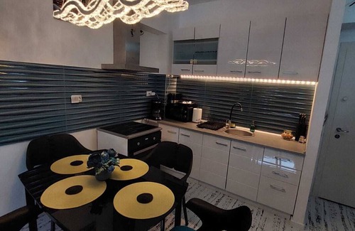 Sinaia Apartment | New apartment, superb view, with covered parking, self check-in
