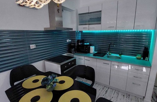 Sinaia Apartment | New apartment, superb view, with covered parking, self check-in