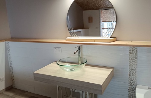 Plaisance Apartment | New apartment with electric gate. 10 min from Marciac.