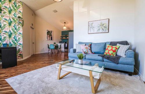 Buena Ventura Lakes Apartment | New APT 15Min Drive Disney and Airport - Parks KingBed Pets