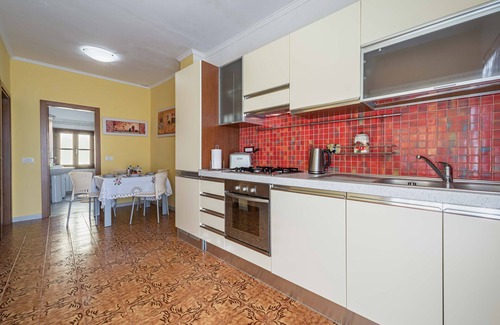 Borghetto di Vara Apartment | NEW! Apuan Alps Panoramic Apartment x4