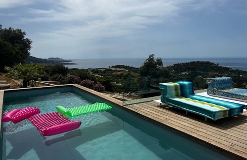 Corbara Villa | New architect-designed villa 2021 - 3 min. drive from the beach