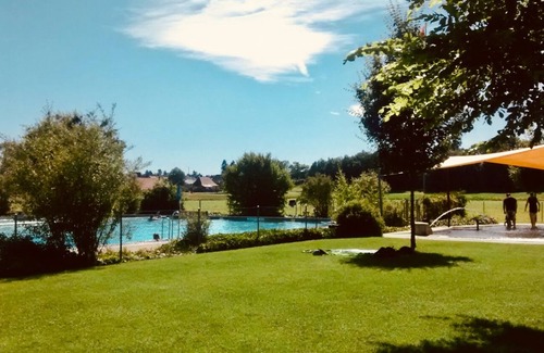 Buren zum Hof Apartment | New at FeWo-direkt: Spacious studio with ambience, fireplace and sauna