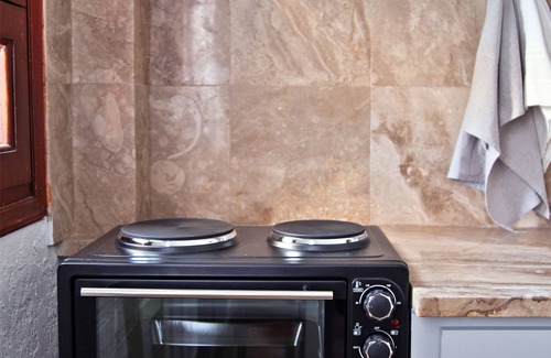 Ferma House | New Aurora Apts Studios
