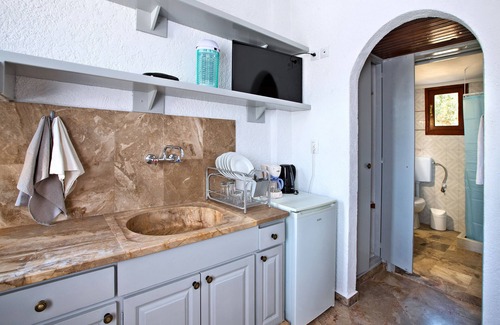 Ferma House | New Aurora Apts Studios