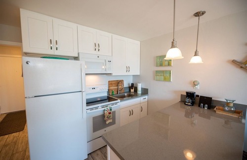 Carpinteria Condo | NEW! Beach Studio w/Private Ocean View Balcony #235
