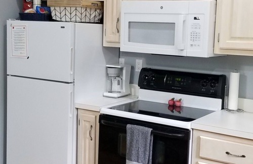 Jamestown Condo | NEW Beautiful Condo I-3 Next to Lake Cumberland