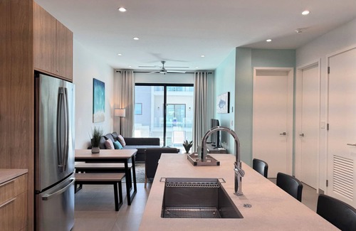 Grace Bay Condo | New, Boutique, 2BR Modern Condo + Pool + Gym - 5 min walk to Grace Bay Beach!