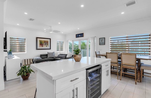 Twin Lakes House | New Build Paradise Vacation Home in Key Largo
