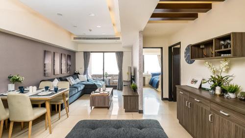 Datong Apartment | New Building 3B2bLDK Workspace Taipei Main Station 新大樓 台北車站 3房2衛 客廳廚房 工作空間