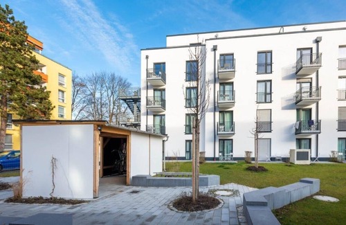 Ramersdorf Apartment | New building with a wonderful roof terrace!