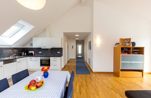 Ueberlingen House | New building! quiet location, 3 bedrooms, over 100 sqm, garden, WLAN free of charge